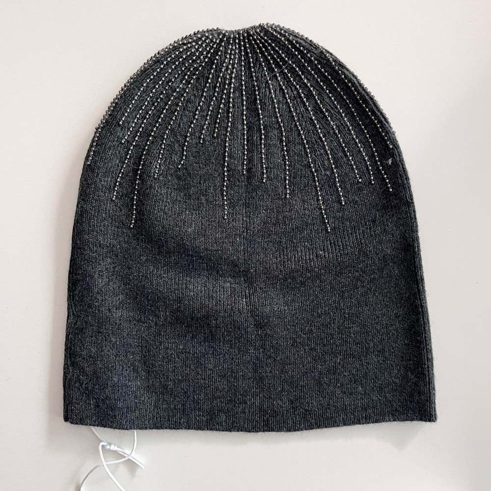 NWT Ball Chain Skully Beanie